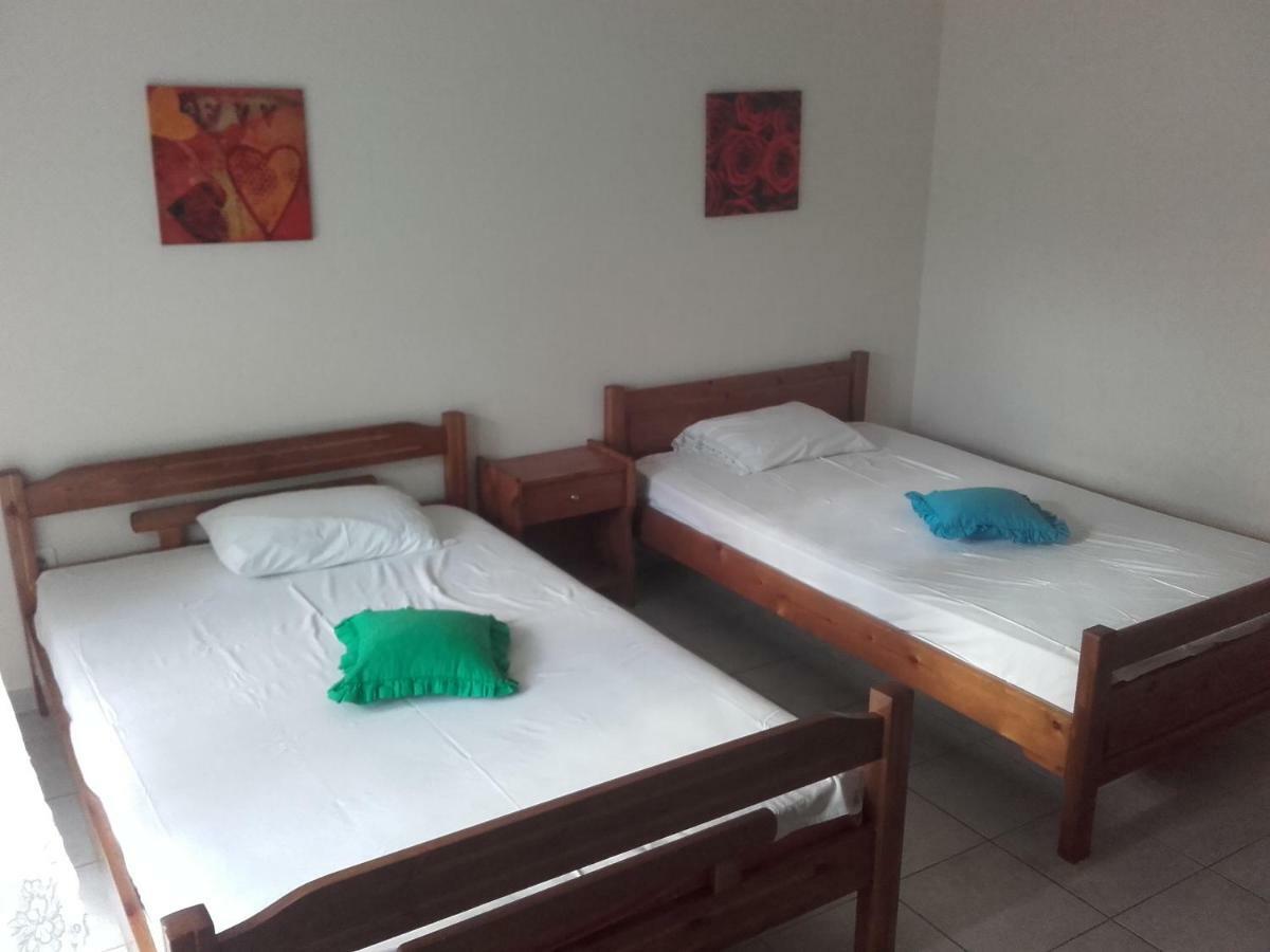 Solmar House Apartment Флогита Екстериор снимка