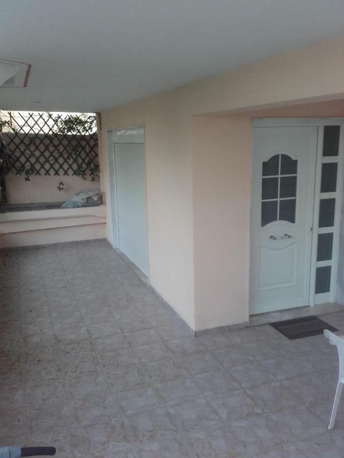 Solmar House Apartment Флогита Екстериор снимка